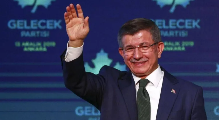 Ahmet Davutoğlu: "Serok Ahmet"ten "Serok Bahçeli" noktasına gelindi