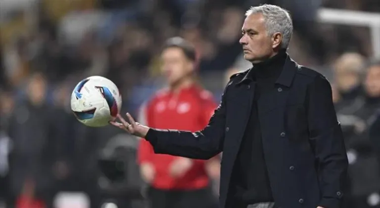 Mourinho, Hatayspor'u yakın takibe aldı