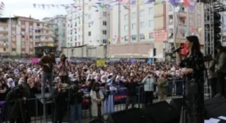 Öcalan, Van’ı '14'TE 14'  için kutladı