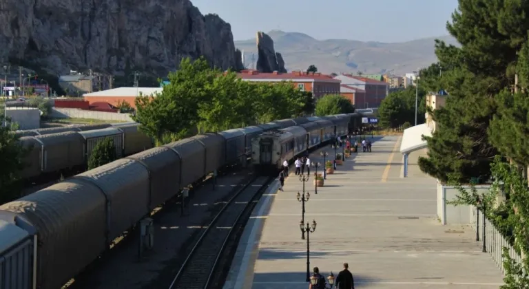 Van Tahran tren seferlerinin günü, saati ve bilet fiyatları belli oldu!